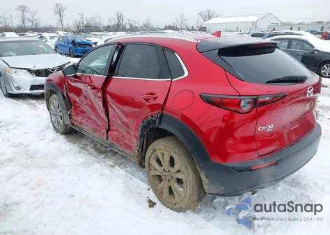 2022 Mazda Cx-30 Premium z USA, uszkodzony, nr VIN 3MVDMBDL8NM429007